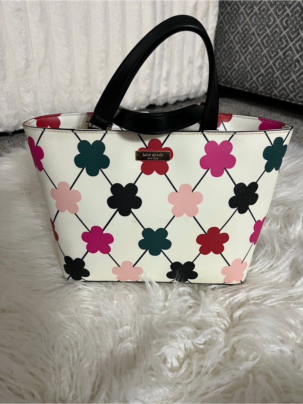 kate spade White Floral Motif Small Tote with Black Handles